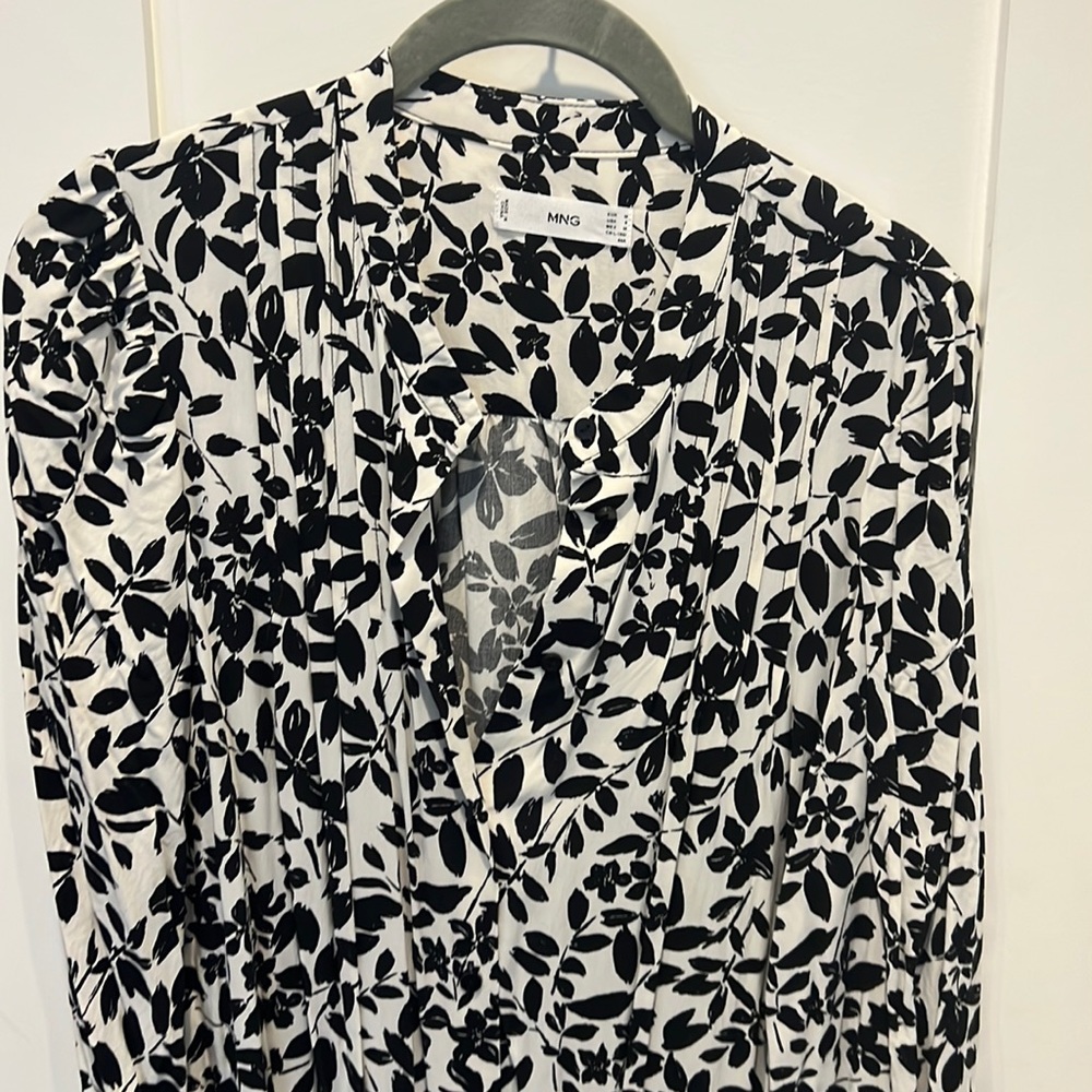 Mango maxi dress size 6 medium
